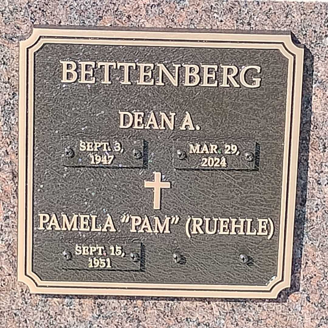 Dean A. Bettenberg's grave