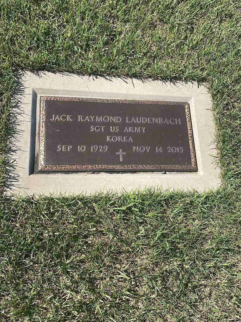 John Raymond "Jack" Laudenbach's grave. Photo 3