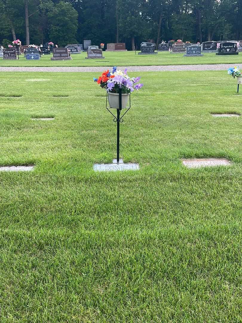 Robert Leo Fasen's grave. Photo 1
