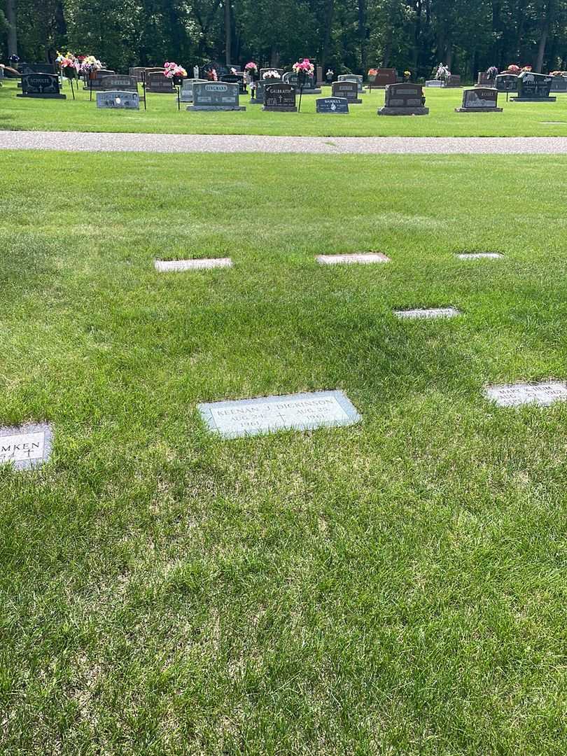 John Paul O'Roushe's grave. Photo 1