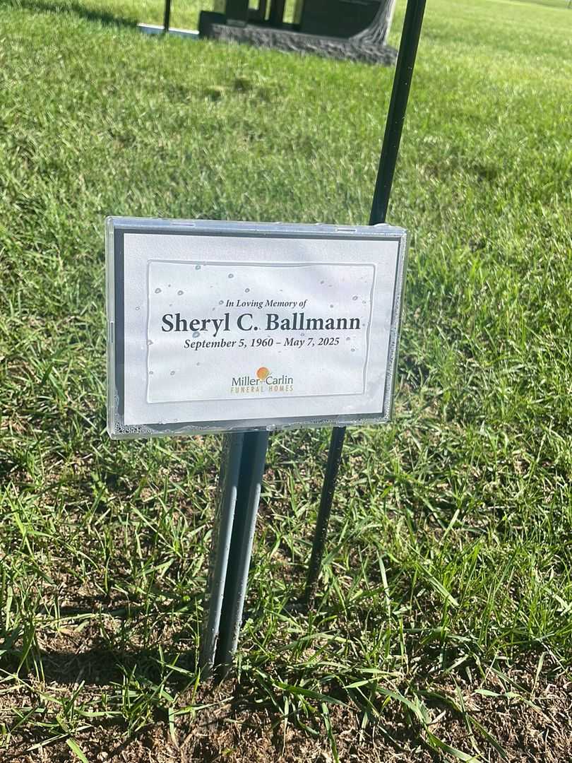 Sheryl C. Ballmann's grave. Photo 2