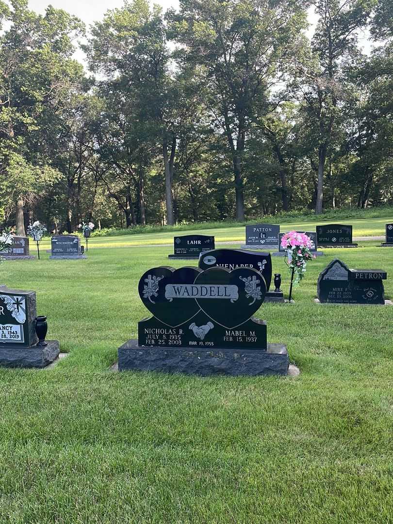 Nicholas R. Waddell's grave. Photo 1