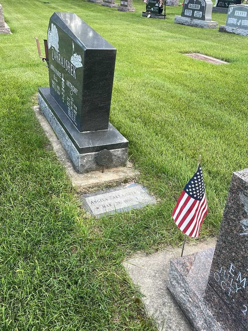 Anthony "Tony" Zakrajshek's grave. Photo 4