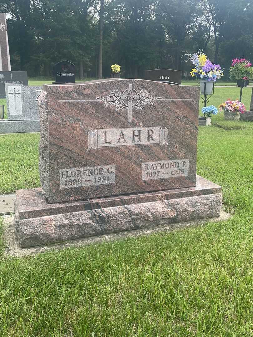 Florence C. Lahr's grave. Photo 2