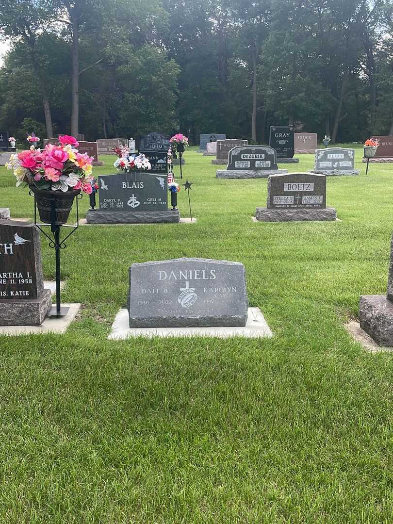 Dale B. Daniels's grave. Photo 1