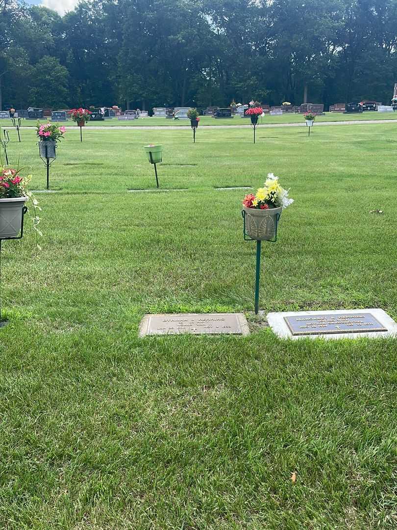 Penny Mastey's grave. Photo 1