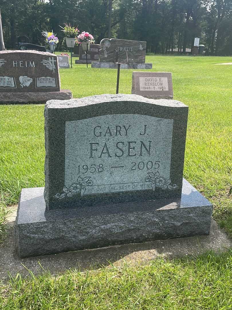 Gary J. Fasen's grave. Photo 2