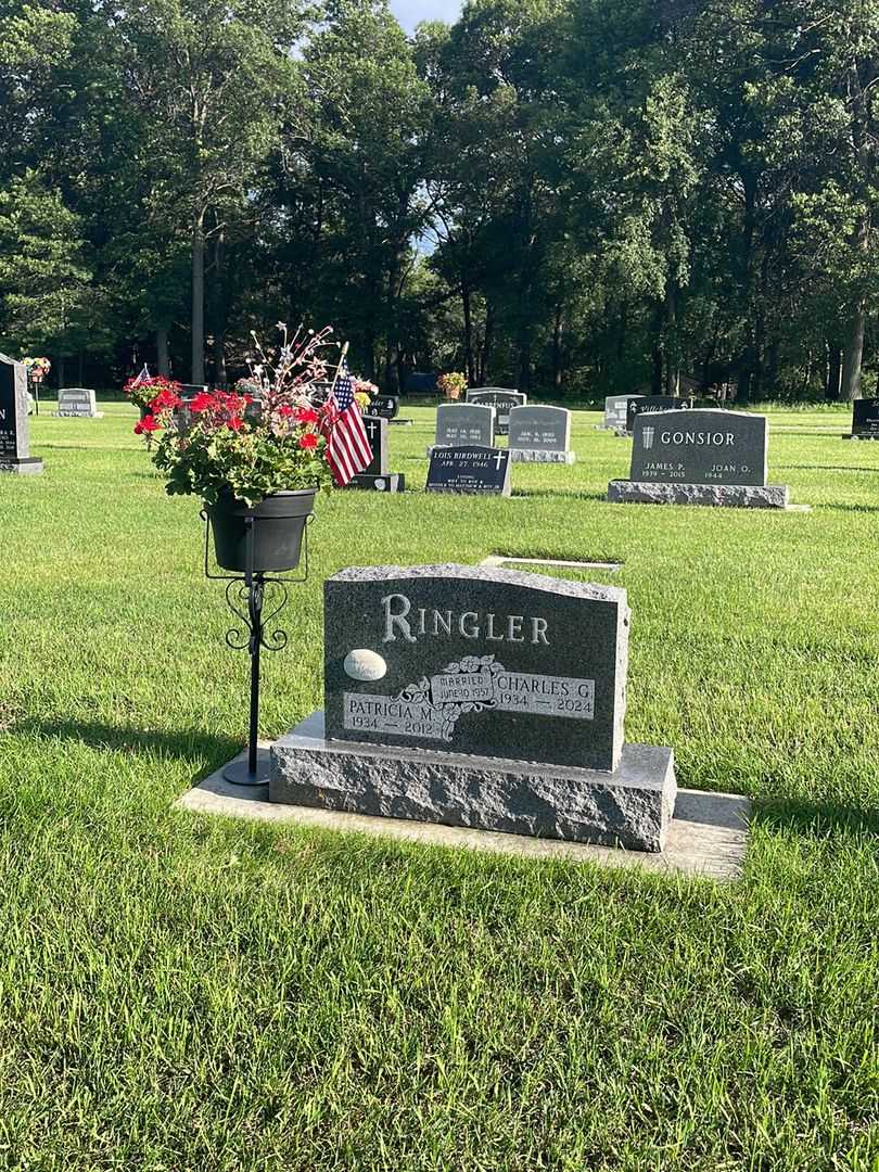 Patricia M. Ringler's grave. Photo 1