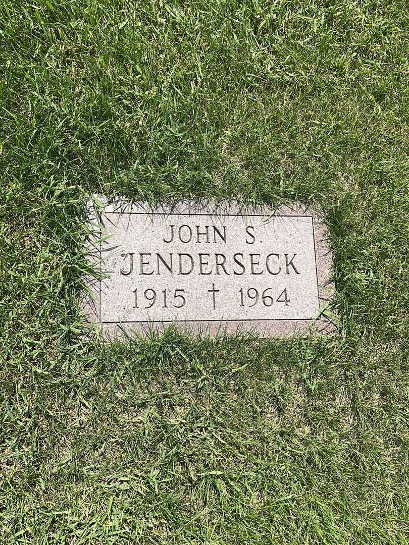 John S. Jenderseck's grave. Photo 2