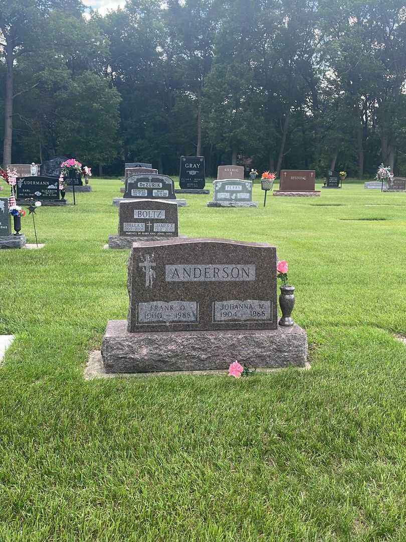 Frank O. Anderson's grave. Photo 1