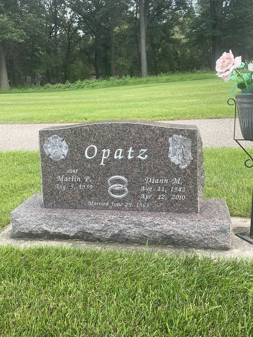 Diann M. Opatz's grave. Photo 2